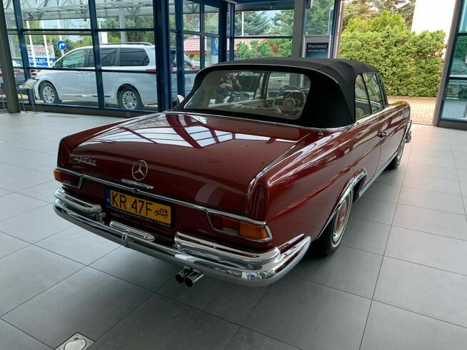 Mercedes inny W111 220SE z prywatnej Kolekcji