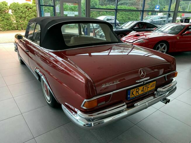 Mercedes inny W111 220SE z prywatnej Kolekcji