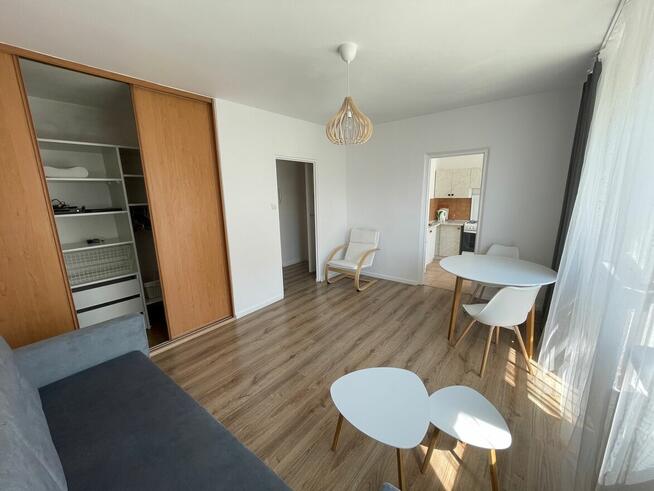 Słoneczna kawalerka w Legionowie