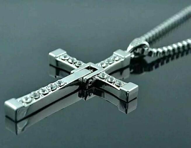 Posrebrzany naszyjnik Męski z krzyżem stal chirurgiczna