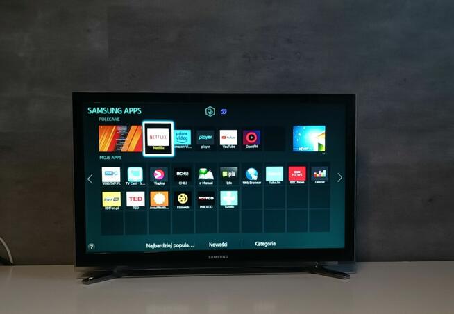 22 Cali Telewizor Samsung LED FULL HD SMART TV + HDMI + Upom