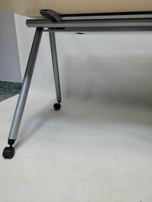 Biurko z regulacją wys. Konig Neurath brzoza