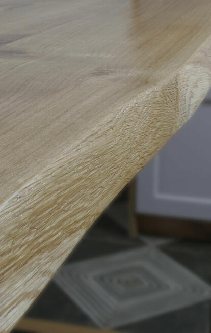 Stół dębowy na metalowych nogach, styl loft