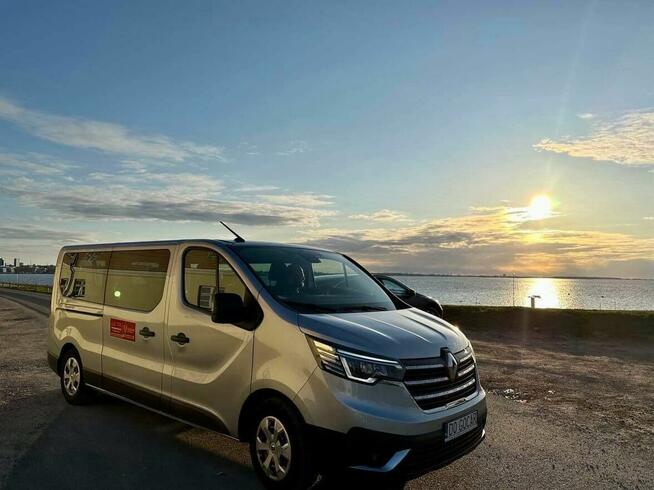 Wynajem busów 9 osobowych- wyjazdy firmowe, wakacje etc.