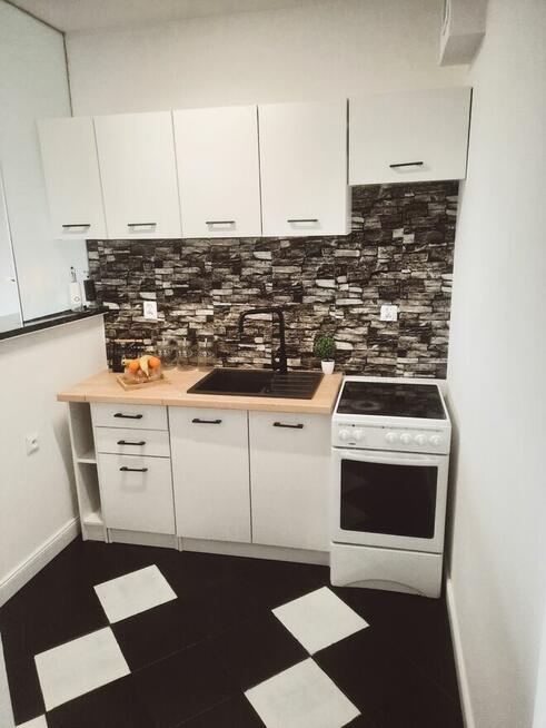 Sprzedam bezpośrednio kawalerkę po remoncie