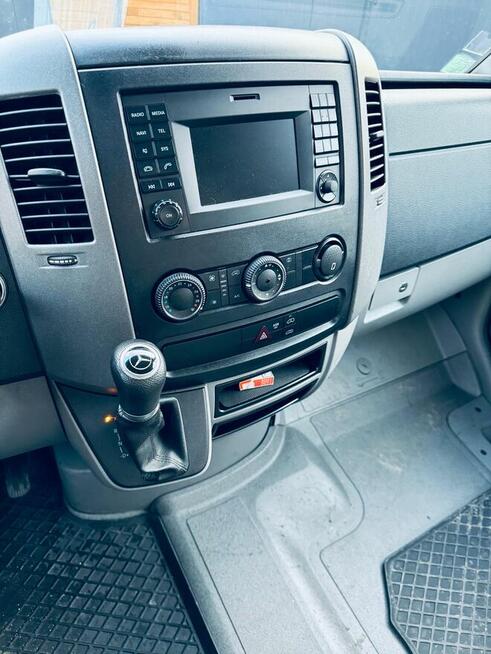 Sprzedam samochód kurierski