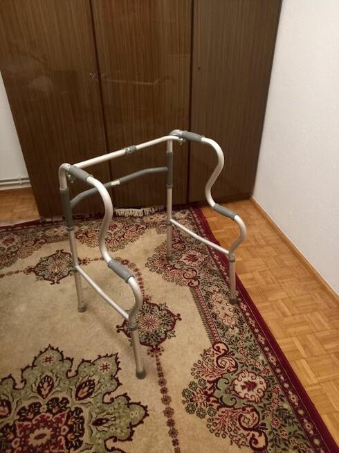Sprzedam chodzik inwalidzki