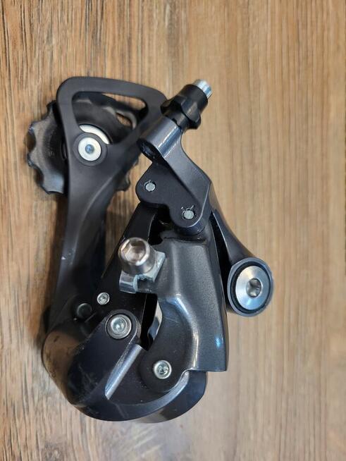 Przerzutka Shimano Claris RD-R2000