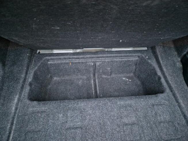 BMW Seria 3 318d Touring Blue Performance Sport Line