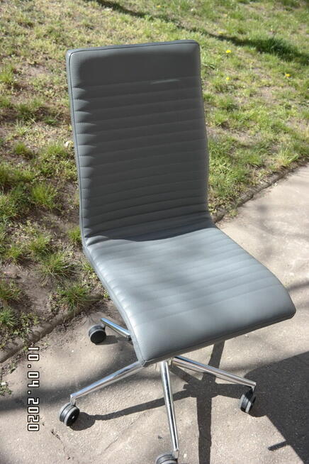 Naprawa krzeseł biurowych, tapicerowanie i naprawa mebli