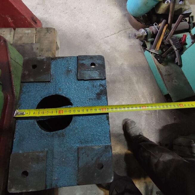 Postument stopa maszyna