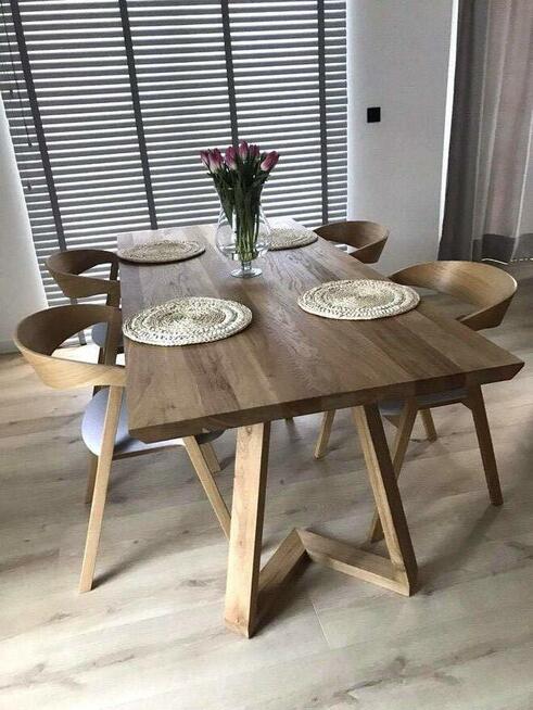 Dębowy stół na wymiar - polskie meble