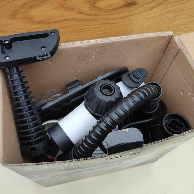 Myjka parowa - ta ze zdjęć.