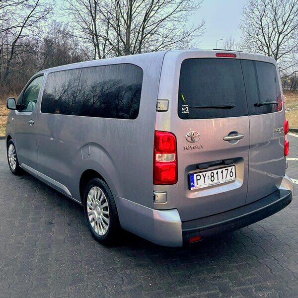 Wynajbus - Wynajem busa 9 osobowego Poznań