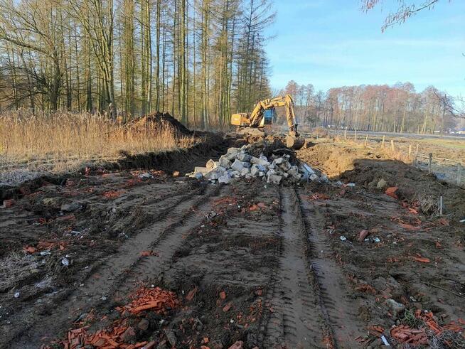 Korytowanie drogi / budowa drogi dojazdowej do domów