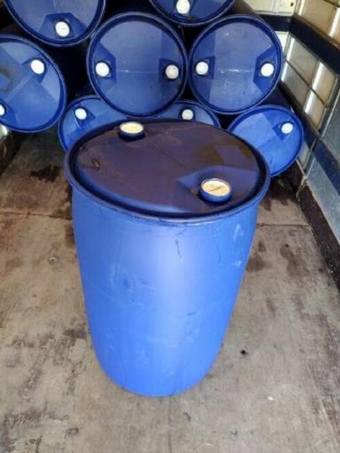 SPRZEDAZ BECZEK PLASTIKOWYCH -250l po spozywce na deszczowke