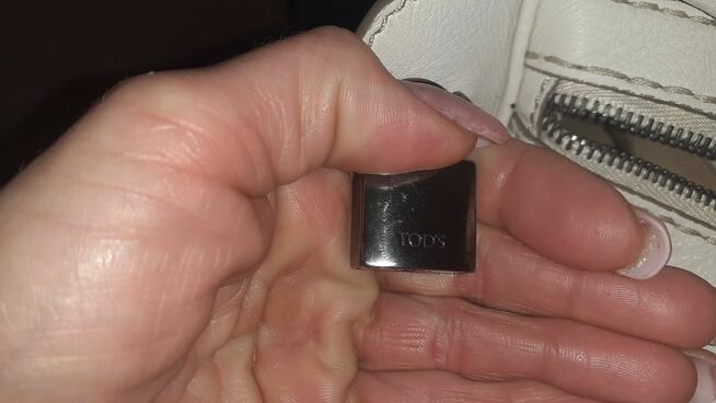 Torebka kuferek włoskiej firmy TODS