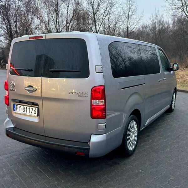 Wynajbus - Wynajem busa 9 osobowego Poznań