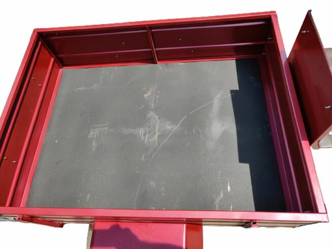 Przyczepa GENEA z hamulcami taśmowymi do ciągnika dzik