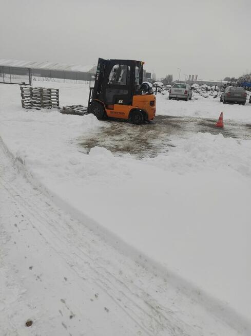 Kurs na wózki widłowe Oława– egzamin UDT w cenie 849 zł