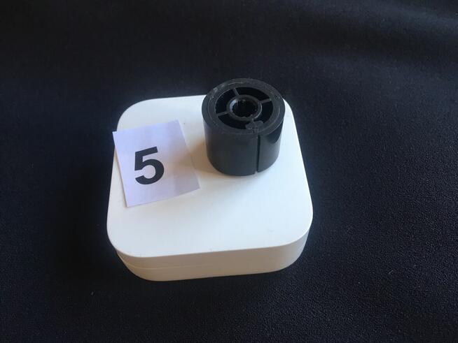 PRL potencjometr nasadka przycisk guzik czarny