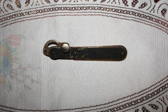 Otwieracz do puszek czasy DDR PRL