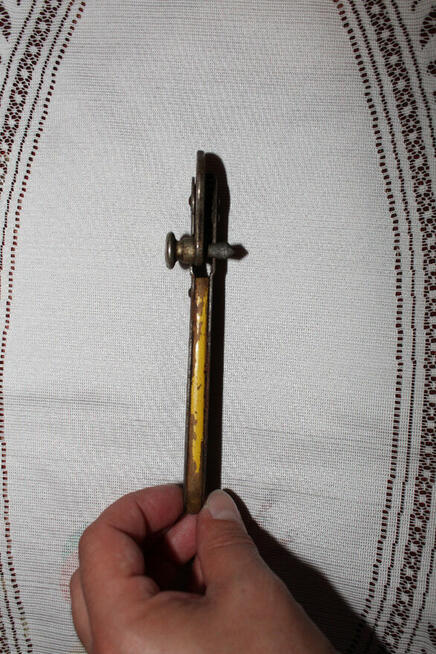 Otwieracz do puszek czasy DDR PRL