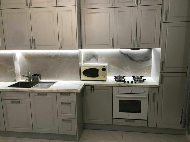 Prestiżowa kawalerka metro Pole Mokotowskie bezpośrednio 40m