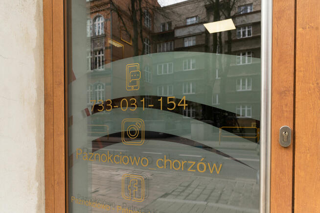 Oklejanie folia OWV, Druk, witryny, okna, reklama