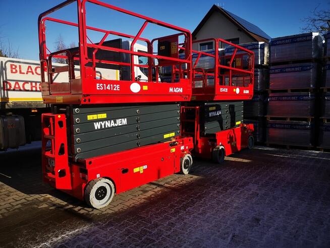 Wynajem podnośników koszowych samojezdnych