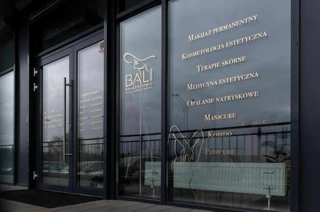 Oklejanie folia OWV, Druk, witryny, okna, reklama