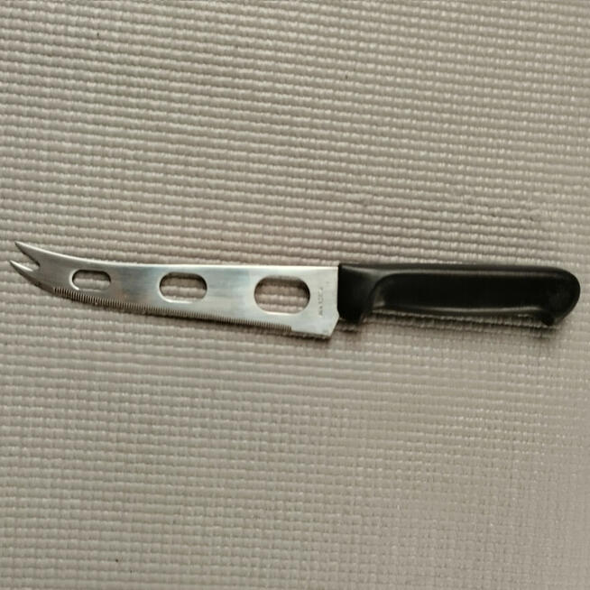 Profesjonalne noże kuchenne.