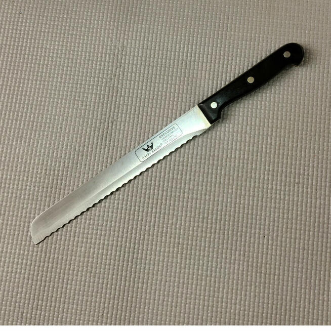 Profesjonalne noże kuchenne.