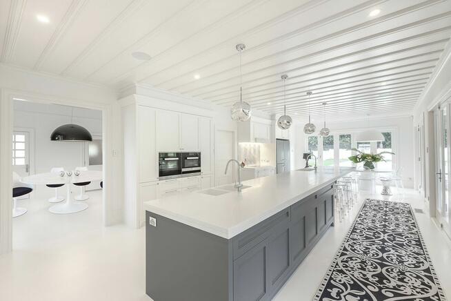 Płyta mineralno-akrylowa Corian 12mm VENARO WHITE DUPONT