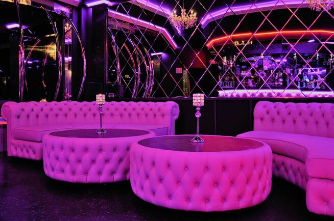 Tancerka klub Flamingo Tarnow . Танцорка Клуб