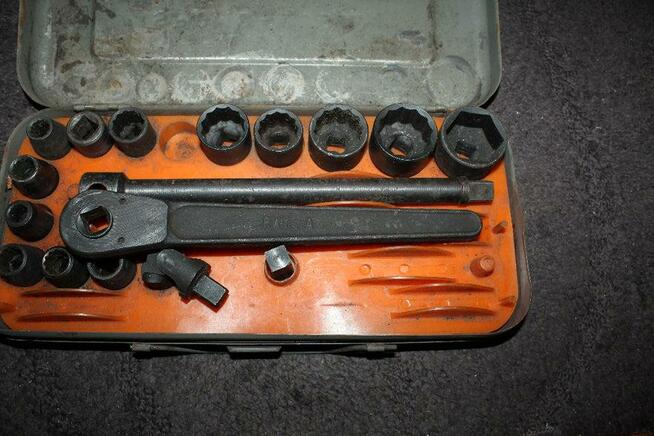 Zestaw kluczy nasadowych SMPO Lubań Made in Poland