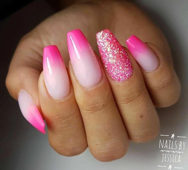 Manicure, pedicure hybrydowy