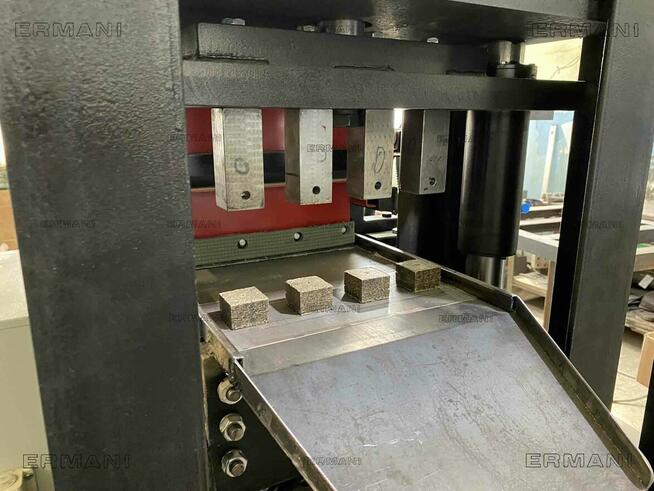 Prasa po technoplankton, ciasto i inne brykiet. Bricket-20AT