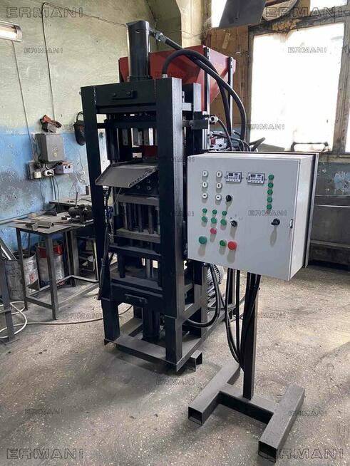 Prasa po technoplankton, ciasto i inne brykiet. Bricket-20AT