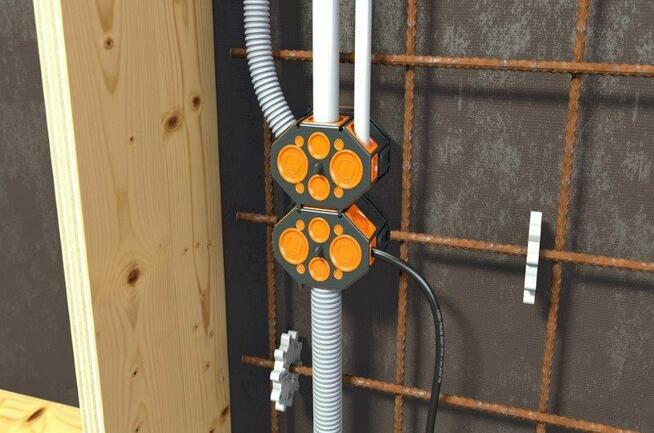 Puszki, przepusty do instalacji w betonie lanym / wibrowanym