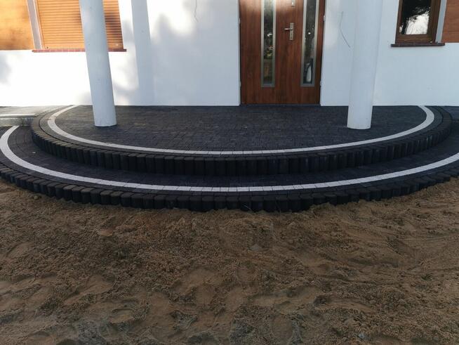 Układamy kostkę bukową