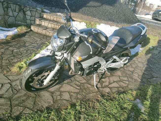 Suzuki GSR 600