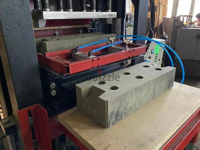 Prasa Hiper-200AT -do produkcji cegieł, bloczków, kostki bru