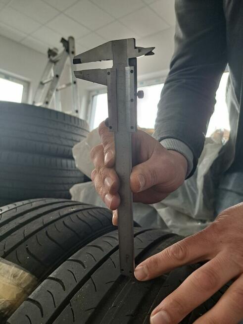 Opony letnie Opony Dunlop 235/45/R18 94Y SP Sport Maxx 050