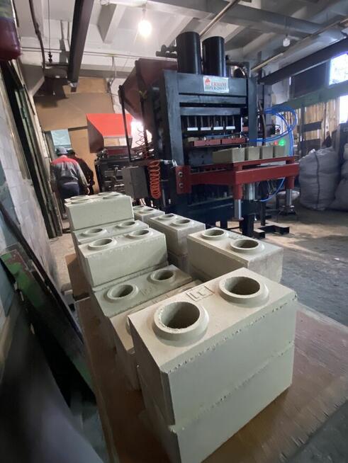 Prasa Hiper-200AT -do produkcji cegieł, bloczków, kostki bru