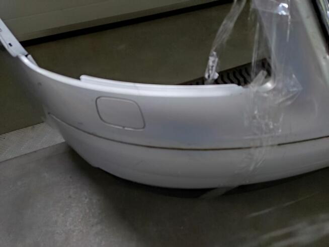 Zderzak VW Touran 1t srebrny ze spryskiwaczami
