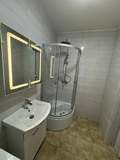 W Nowym Budynku Oddzielne intymne wejście Umeblowane 28 m.