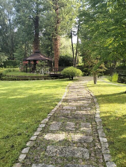 Opieka nad ogrodami i terenami zielonymi