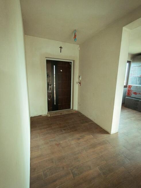 Dom jednorodzinny z podwójnym garażem