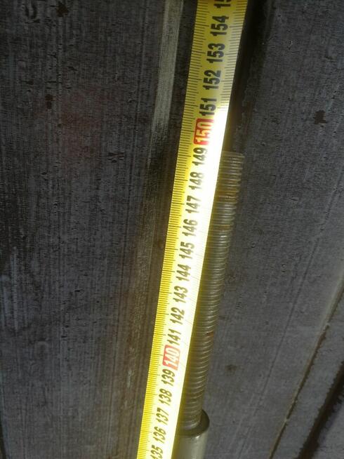 Wałki, pręty ze stali nierdzewnej fi 30 i 35.